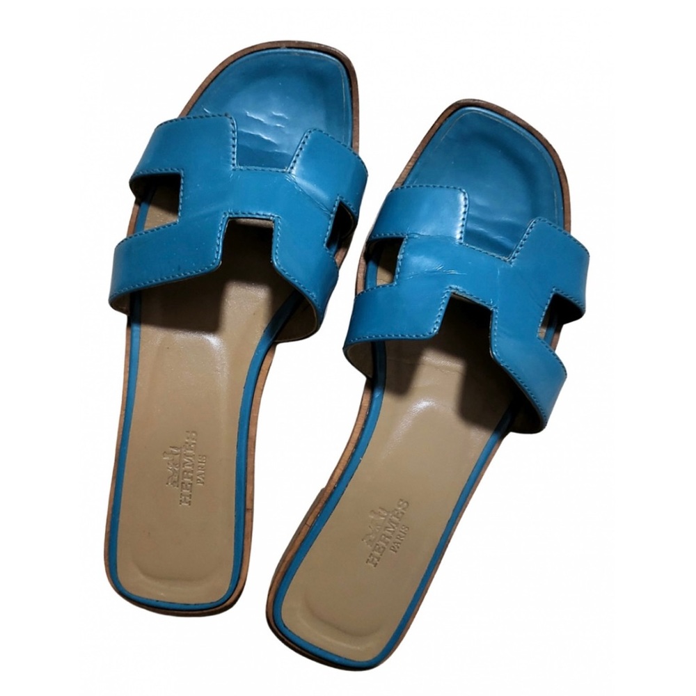 Turquoise Hermès Oran Sandals